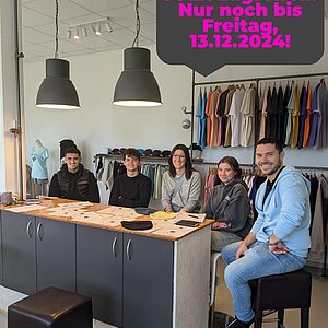 📣 Schulkollektion-Update! 🖌️👕
Wir waren gestern bei unserem Partner HLP-Druck in Bruckmühl und haben über unsere...